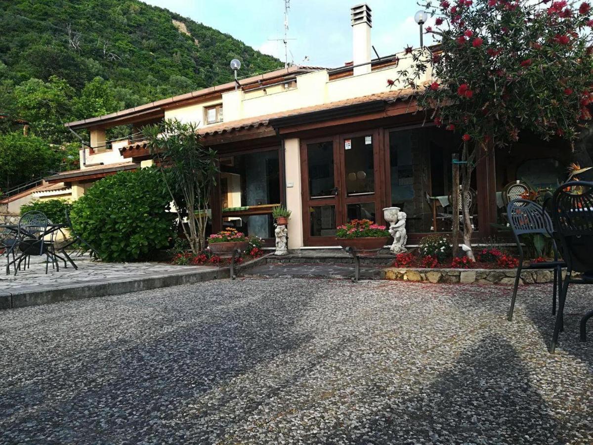 Villa Incanto B&B Caprioli Luaran gambar