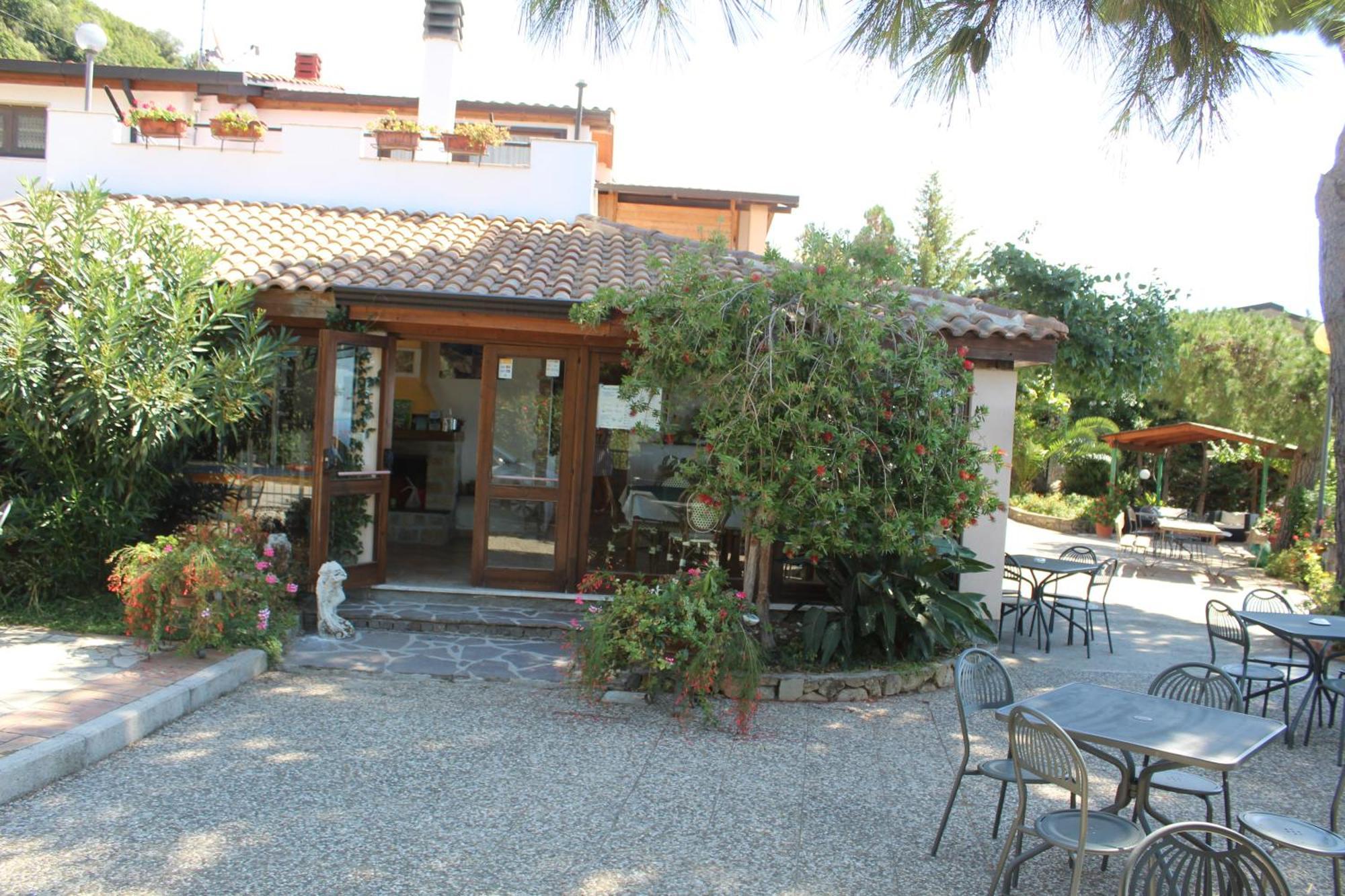 Villa Incanto B&B Caprioli Luaran gambar