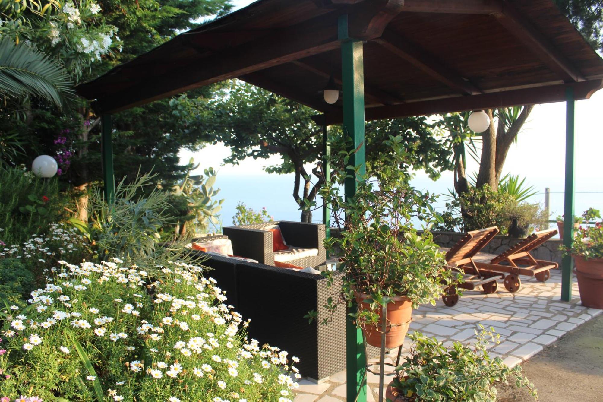 Villa Incanto B&B Caprioli Luaran gambar